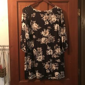 Old Navy Floral Shift Dress
